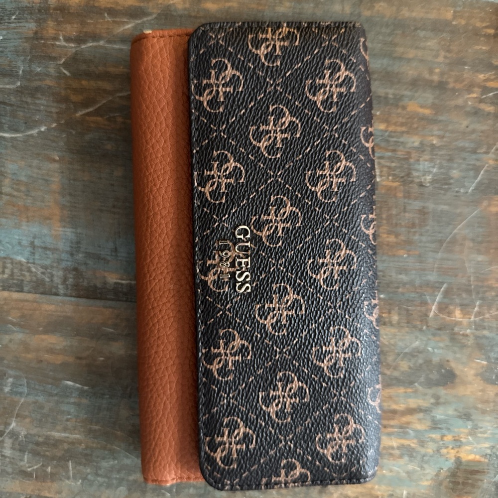 GUESS Black and Brown Wallet